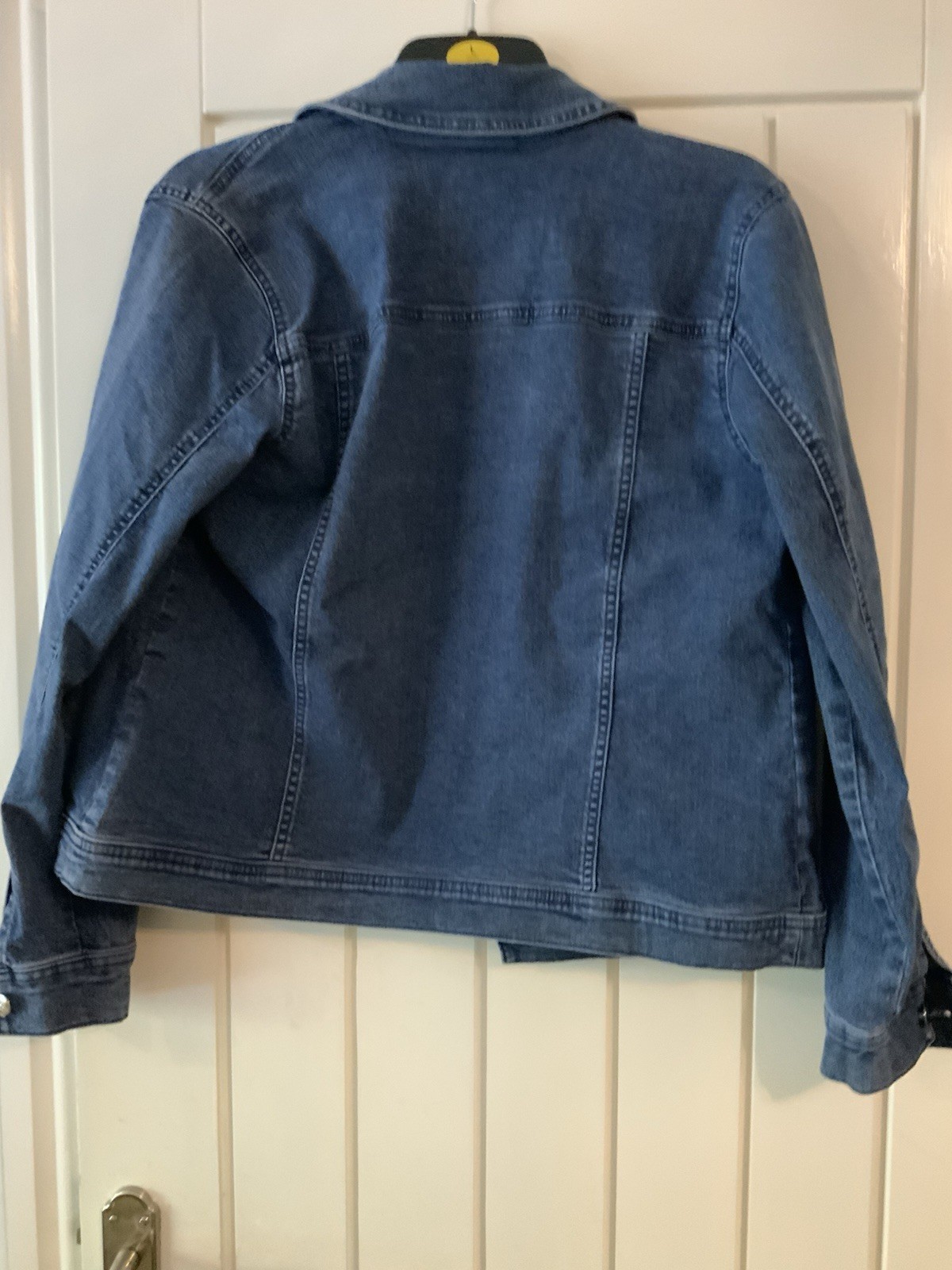 Denim & Co. Denim Jacket With Star Button Size small, NWOT RRP £49.95 image 7