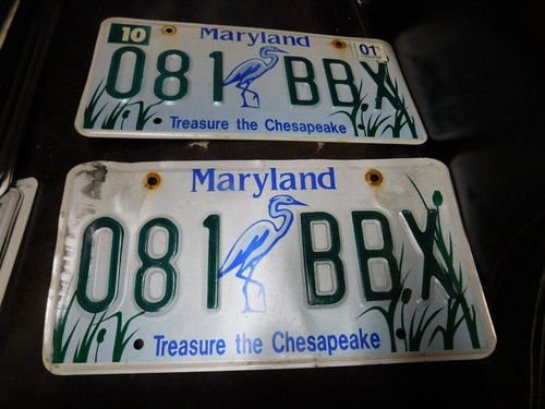 Chesapeake  Bay Maryland Expired License Plates MD Tags Pair 081 BBX 2001