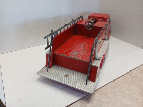 Vintage Structo Red Toy Steel SFD Pumper Fire Truck 1950's - Picture 10 of 11