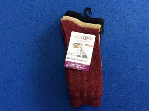 Women's socks: Muk Luks Cozy up Your Life soft warm knee high or boot socks 3pk - Picture 18 of 61