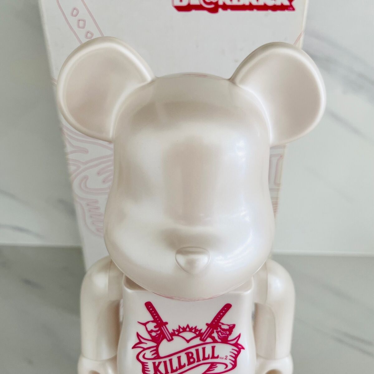 MEDICOM BEARBRICK 400% New in Box KILL BILL Vol. 2 White MEDICOM BEARBRICK 400% New in Box KILL BILL Vol. 2 White