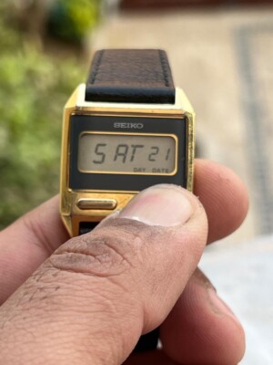 SEIKO セイコー F231-4000 クォーツ 純正ベルト ヴィンテージ SEIKO セイコー F231-4000 クォーツ 純正ベルト ヴィンテージ