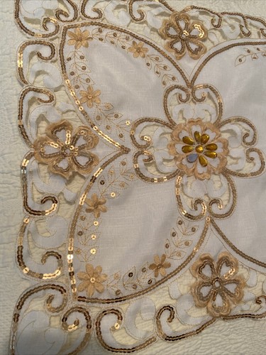 Beautiful Luxury Table Runner White With Gold Rhinestones Sequins Long 52 X 16” - Picture 2 of 13