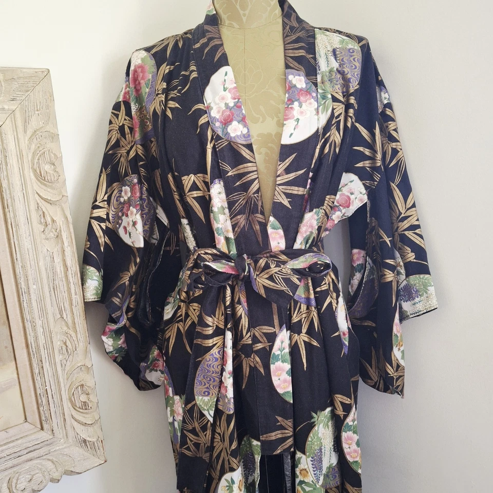 Bata Kimono Vintage Japón Algodón Hasta el Suelo Negra Multi Floral Boho Lounge O/S Foto 2 de 4