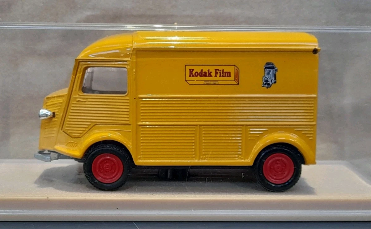 ELIGOR 101343 Scale 1/43 | CITROEN H-TYPE VAN POMPIERS DU TARN ET GARONNE - FIRE ENGINE 1969 RED