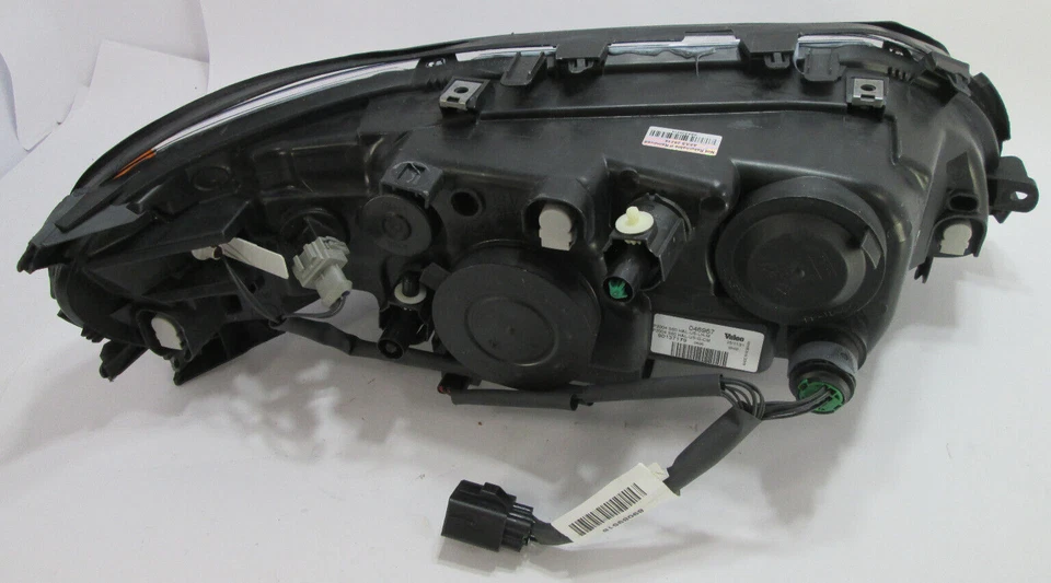 Valeo - 046967 - Leaft Headlight Assembly - fits Volvo V70 XC70 Foto 2 de 4