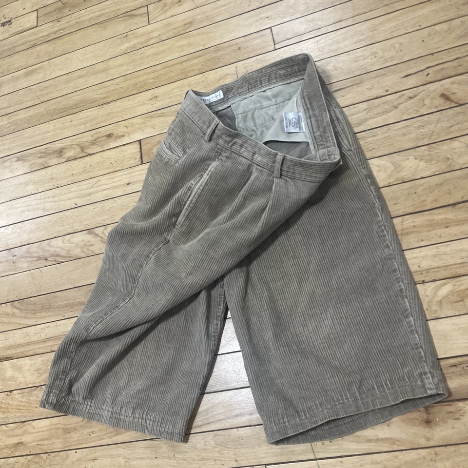 Vtg 90s Geoffrey Beene Corduroy Shorts 34x13 Mod Brown Pleat Sk8 RARE Baggy Y2k - Image 3 of 4