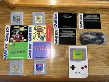 Nintendo Game Boy with Tetris, Centipede, Star Trek, Bullwinkle, & All Manuals