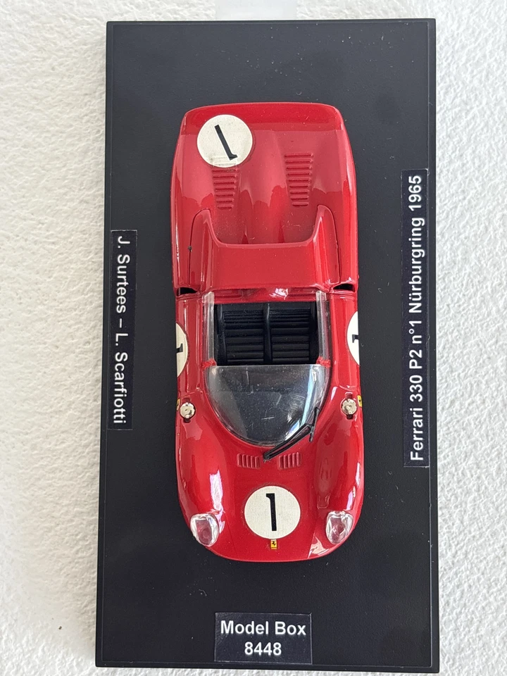 Ferrari 330 P2 #1 Nurburgring 1965 Model Box 8448 1/43 - Photo 4/4