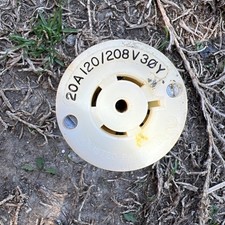 NEW: Hubbell, Twist-Lock, Female Connector Body, 20A 120/208V