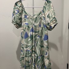 NINE WEST Babydoll Puff Sleeve Dress size Med Green Multicolor A Line Ruffle Hem