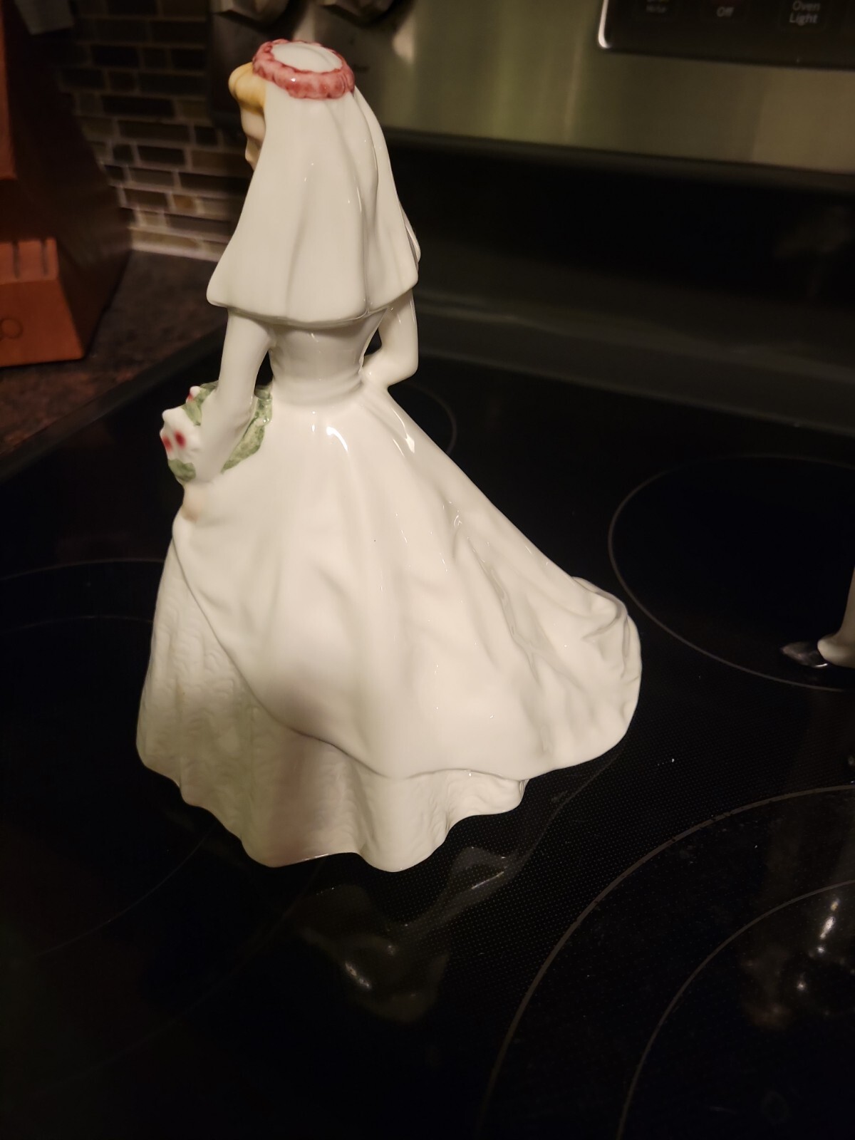 Picture 2 of 6