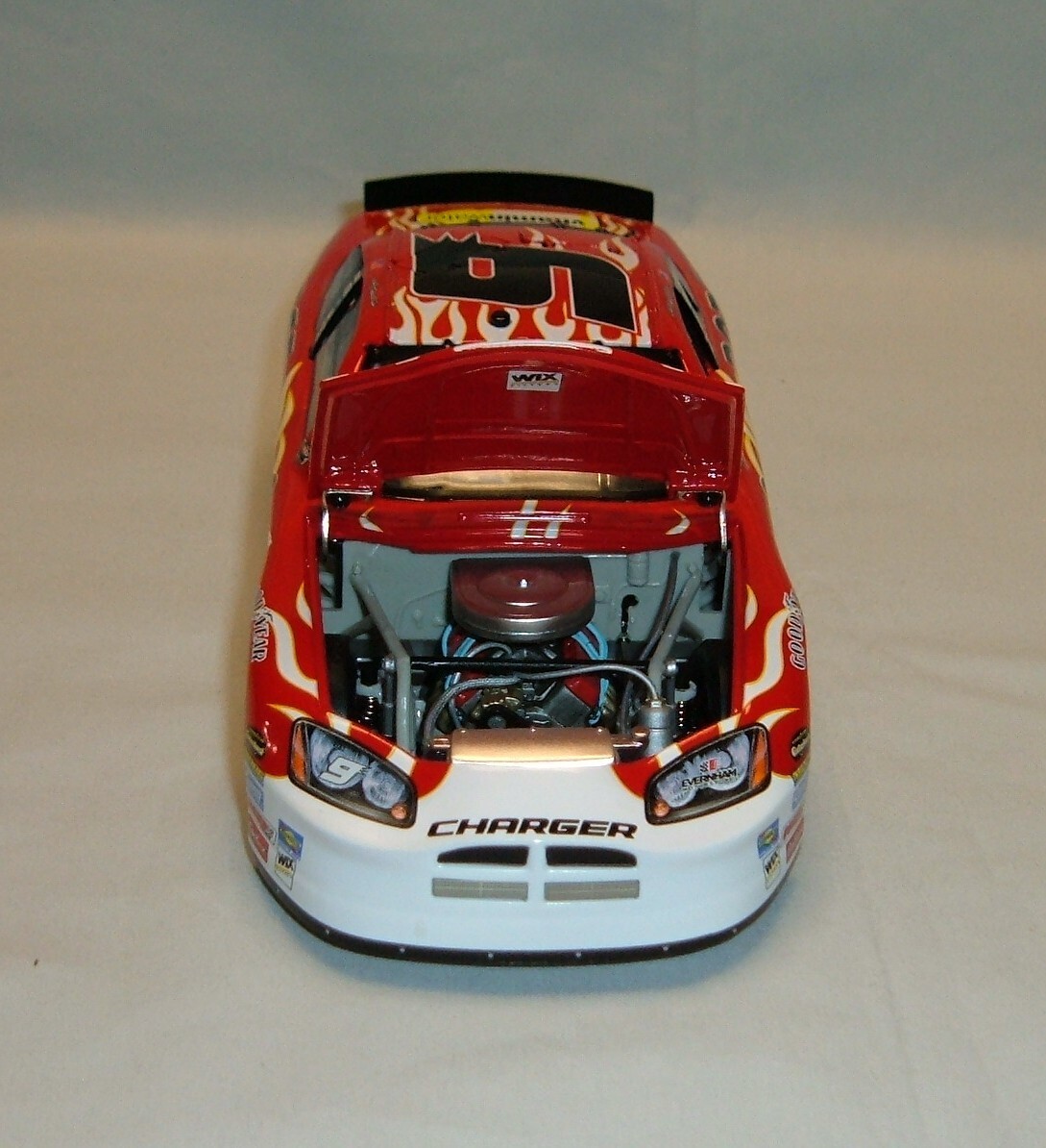 Picture 4 of 6