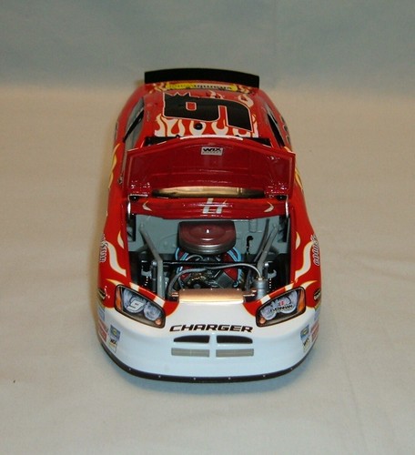 Motorsports Authentics Kasey Kahne 2006 #9 Dodge Dealers/Fan Design Club Car - Picture 4 of 6