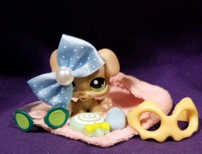 Littlest Pet Shop #1353 Baby Boxer Dog Cream Beige Eye Patch Spot Green  Eyes