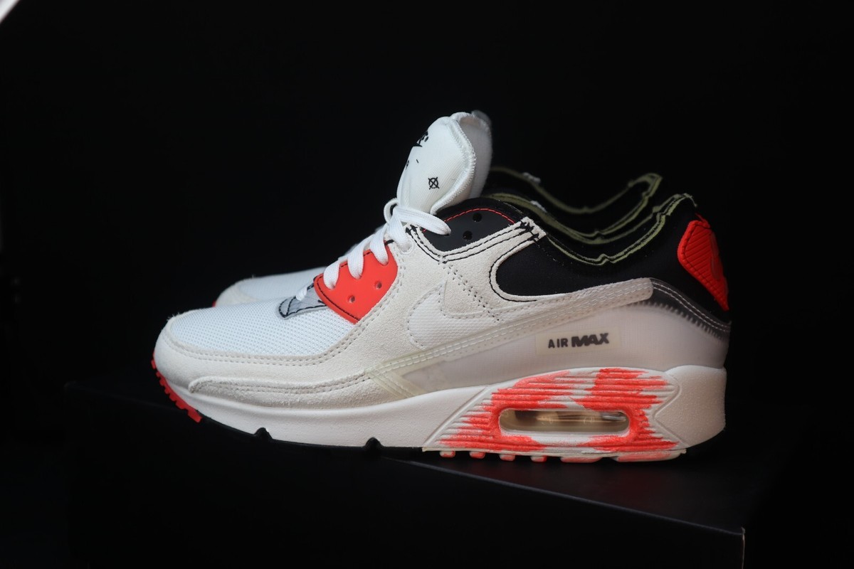 red air max 90 on feet