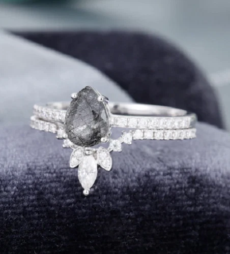 Maravilloso juego de anillos de compromiso 935 marquesa blanca y ónix negro en forma de pera de 2,20 quilates Foto 4 de 4