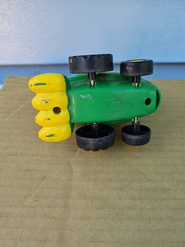 John Deere Toy Lawn Mower Tracter 3 1/2 Inches Long Rare Bin174 - Picture 8 of 8