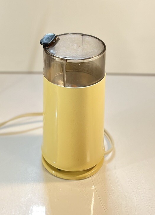 Braun Coffee Bean Grinder Mill Yellow Model KSM2 Touch Top Spain WORKS