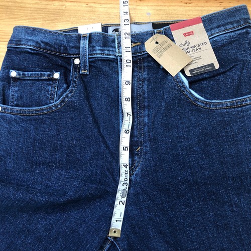 Levi’s Silvertab Mom Jean High Waisted Tapered Leg Size 30 X 27 Medium Wash - Picture 14 of 16