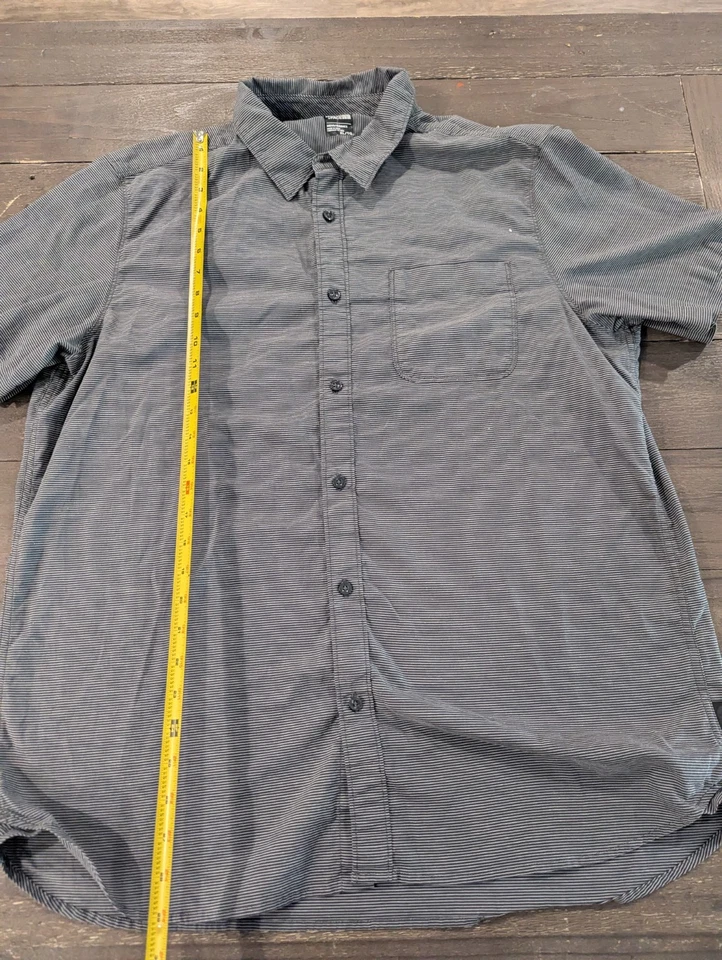 Camisa The North Face Para Hombre Grande Exterior Bolsillo Abotonado Cuadros Manga Corta Foto 3 de 4
