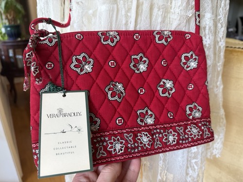 Vera Bradley Umhängetasche nicht mehr produziert rot Bandana Blumenmuster gesteppt Baumwolle Tasche Neu mit Etikett
