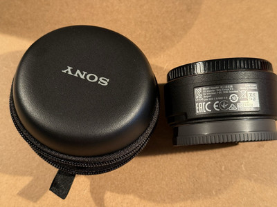 Sony LA-EA5 E-Mount Lens Adapter Autofocus w/ Zipper Case