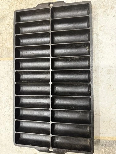 Griswold #23 Cast Iron Breadstick Pan 955 22-Stick Erie PA USA