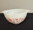 Vintage Pyrex 441 Gooseberry 1 1/2 Pint Pink Mixing Bowl