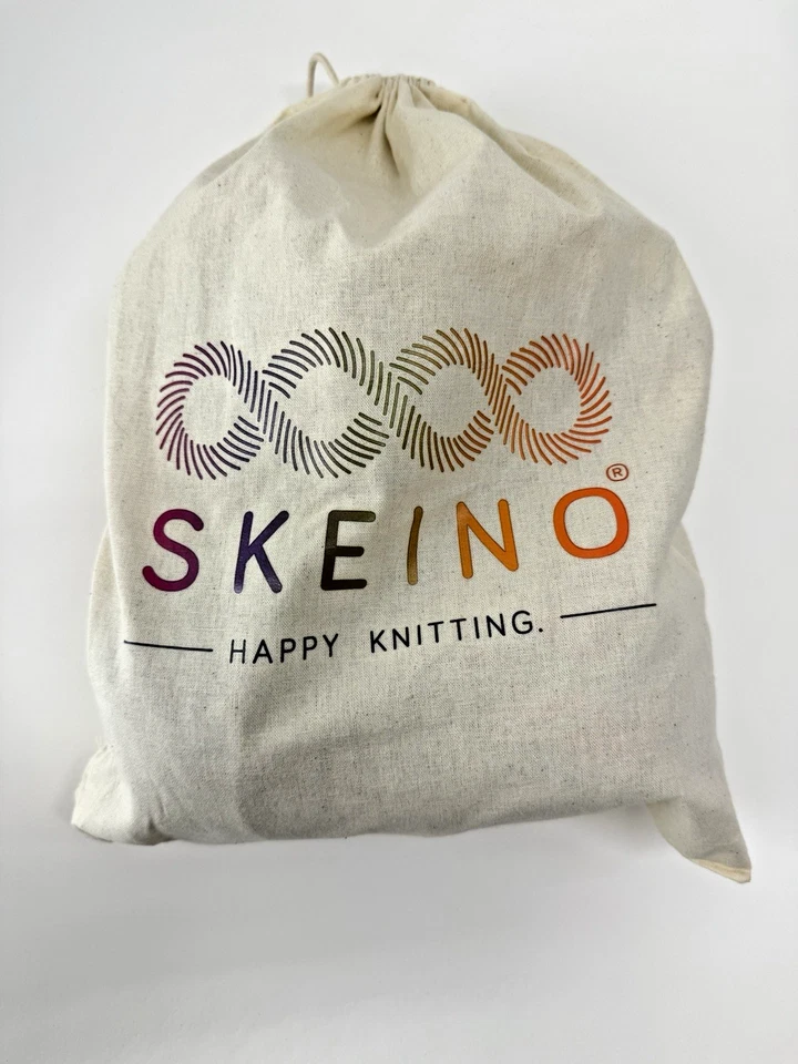 Skeino Miss Grace Shawl Kit 4 Gradient Sophia Merino Wool Yarn Skeins Rare - Image 4 of 4