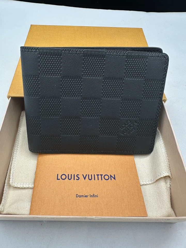 Louis Vuitton Multiple Wallet. Damier Infini cowhide leather. Model N63124 - Image 2 of 4