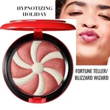 Mac Hyper Real Glow Duo FORTUNE TELLER / BLIZZARD WIZARD - Size 0.28 Oz. / 8 g