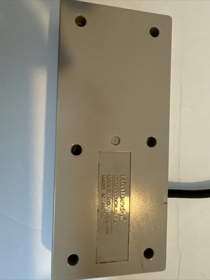 Original Nintendo Brand NES Controller OEM Official W NES-004 - Image 3 of 4