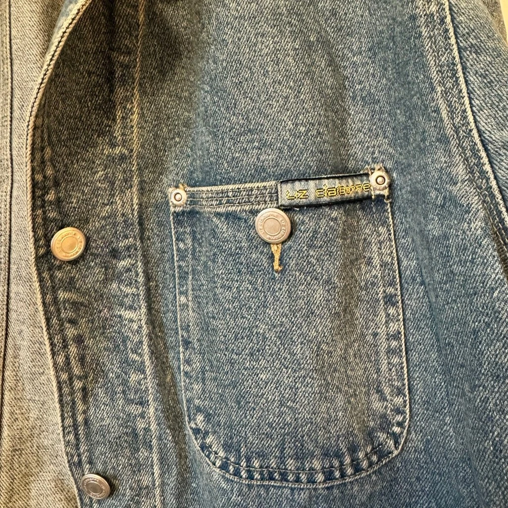 Vintage Liz Claiborne Denim Jacket Light Wash Large Pockets - product detail image 5