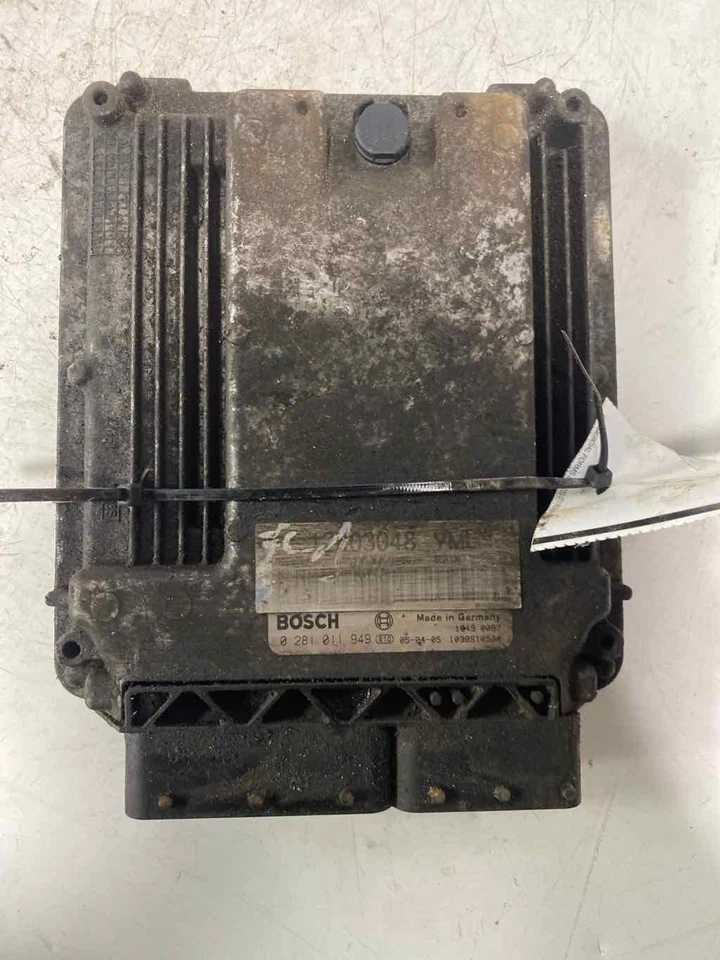 Módulo de control del motor usado (ECM) se adapta a: camioneta Chevrolet Silverado 3500 2006 Elec Foto 4 de 4