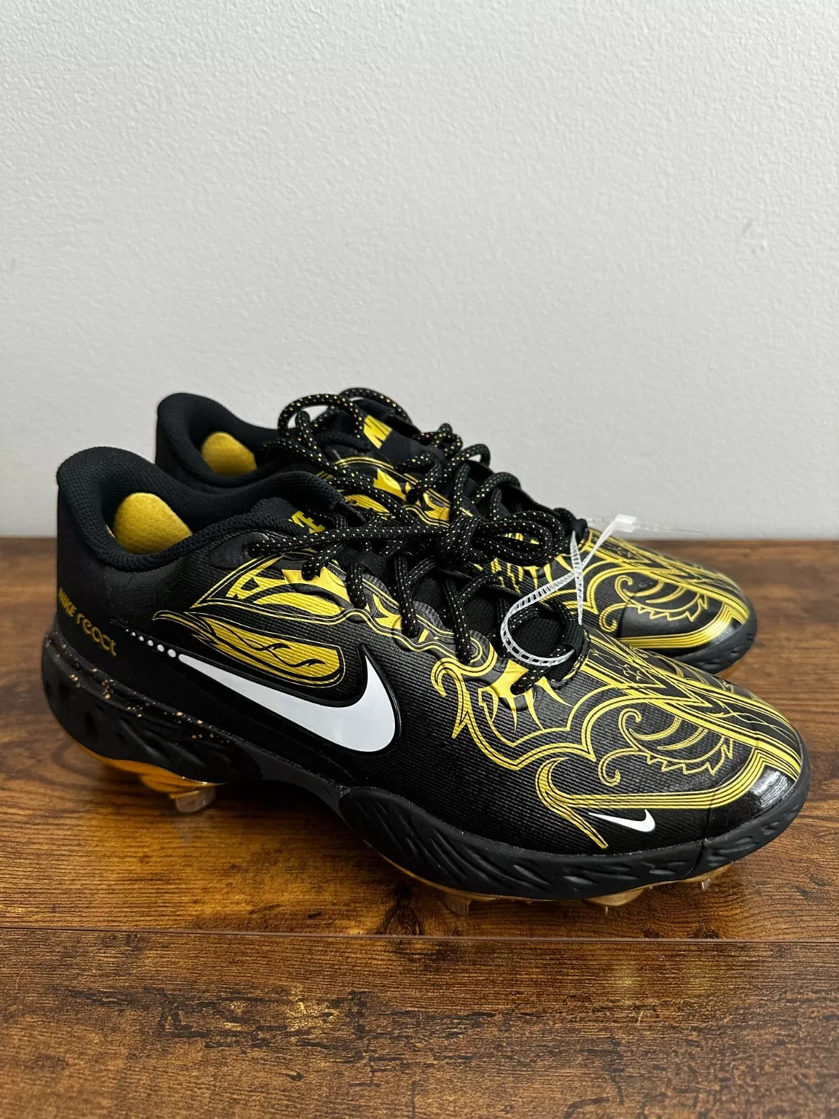Nike Air Alpha Huarache Elite 3 Low Premium Homme Noir/Or Nike React   Taille 7,5