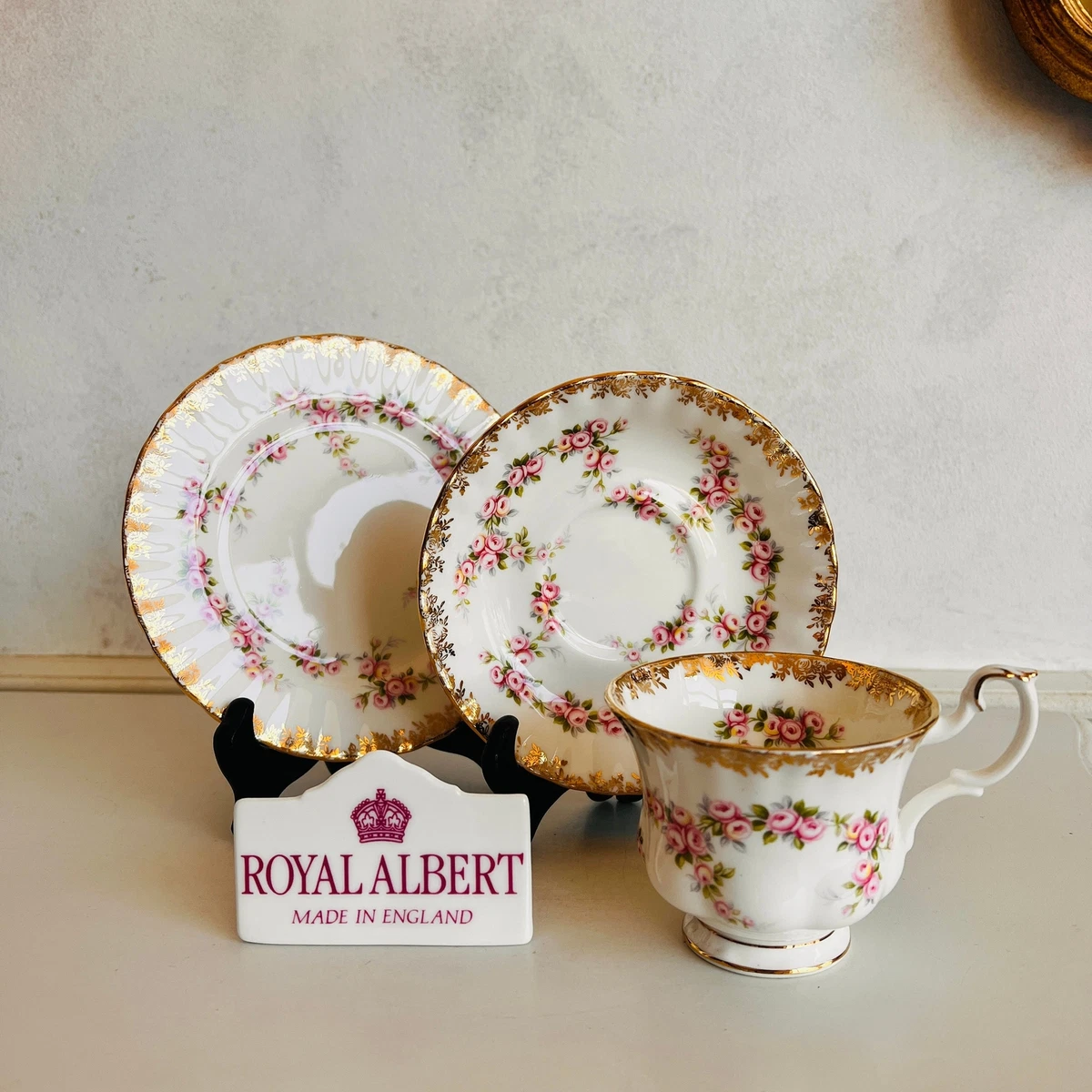 Royal Albert Dimity Rose China Set – 1969 Limited Edition, English