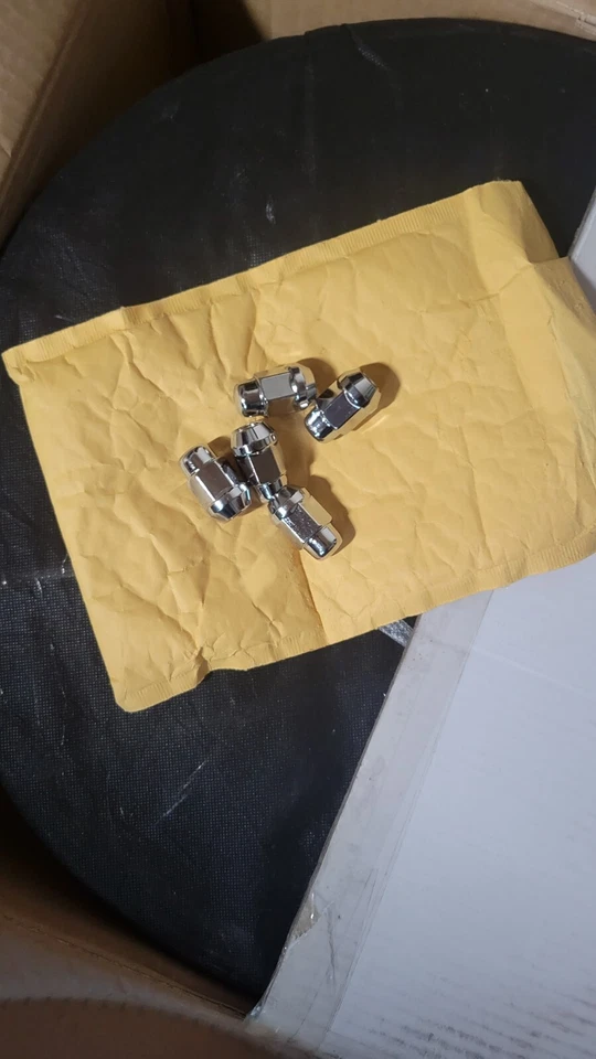 Rueda Kazera KZP descontinuada (cromo con detalles azules) Foto 2 de 4