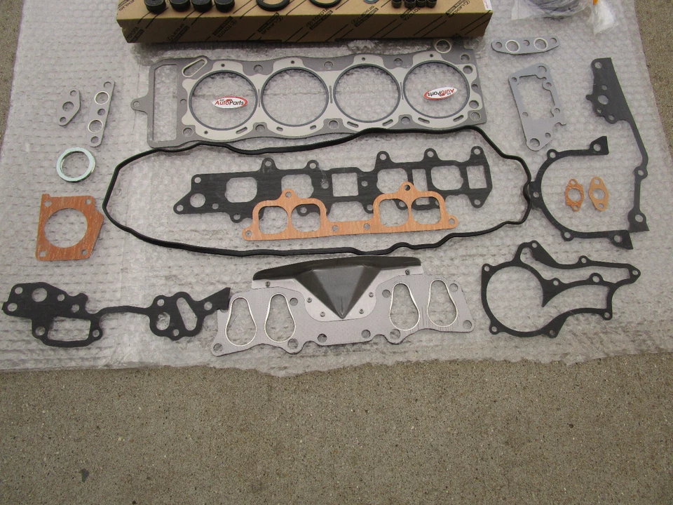 SE ADAPTA A: 89 - 95 KIT DE JUNTA DE MOTOR DE REVISIÓN TOYOTA PICKUP 2.4L 22RE FABRICANTE DE EQUIPOS ORIGINALES NUEVO Foto 3 de 3