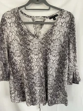 Signature Studio Blouse Womens Large Gray And Whit Bell Sleeve Top