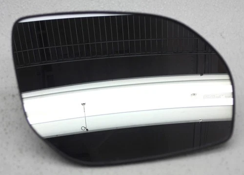 OEM Hyundai Santa Fe LWB Passenger Side Exterior Mirror Glass Only Scratches