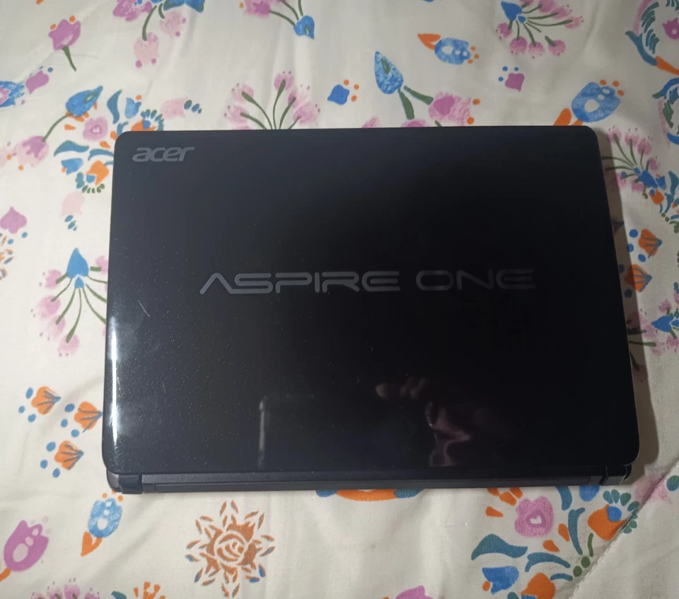 Portátil  ACER ASPIRE ONE D270 RAM 1GB HDMI - Imagen 2 de 4