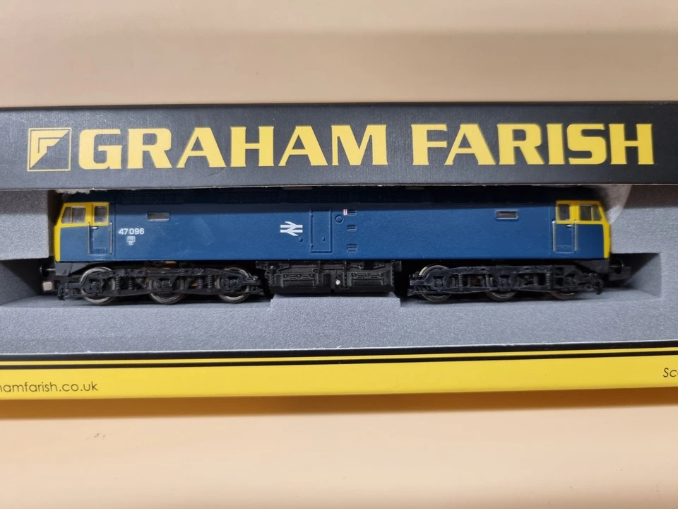 Graham Farish Spur N 371-828B Class 47 47096 Diesellok - LokSound bestückt - Bild 3 von 3