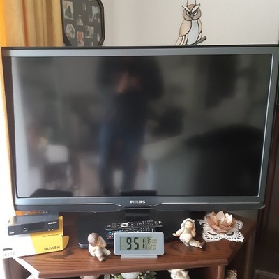 Philips TV 43 Zoll Ambilight 6641001 Full HD schwarz