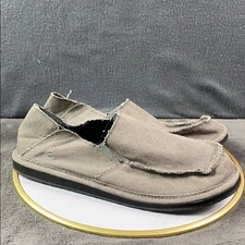Magellan Gray Canvas Loafer Slip On Shoes Men's 13D New without Tags Logo Comfrt