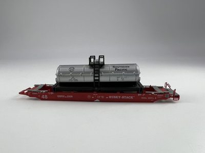 #ad Roundhouse #2509 N Scale Husky Stack Flat Car w Tank Car Load Missing Trucks $21.24