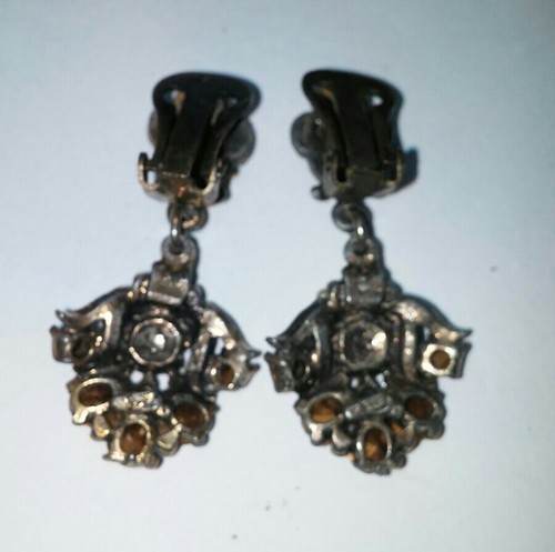 ESTATE FIND VTG Purple Rhinestone & Faux Pearl Gold Tone Clip On Earrings - Picture 7 of 7