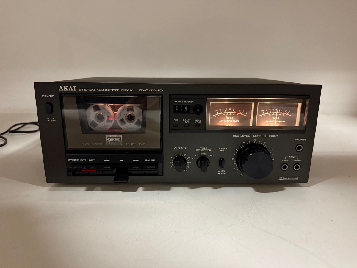 AKAI アカイ カセットデッキ GXC-704D修理済 全機能動作 AKAI アカイ カセットデッキ GXC-704D修理済 全機能動作