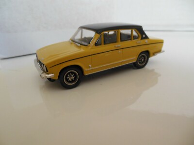 Triumph Dolomite Sprint  Saloon  by  Viscount  Pathfinder  Models  1/43 wht met