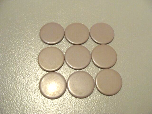 CLEARANCE SALE -- Vintage 9 Pieces Gray GALALITH Round Chips - Zdjęcie 1 z 3